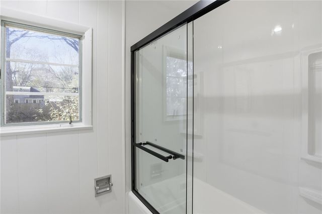 119 Oakridge Drive, Irondequoit, NY 14617