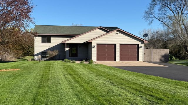 982 Drover Trail, Hudson, WI 54016