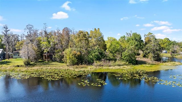 18703.5 LAKESHORE DRIVE, Lutz, FL 33549