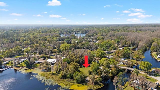 18703.5 LAKESHORE DRIVE, Lutz, FL 33549