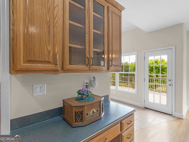 1302 Chester Place, Mcdonough, GA 30252