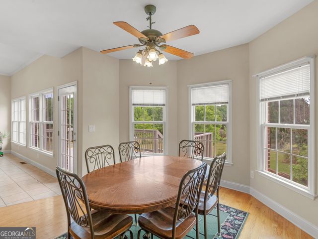1302 Chester Place, Mcdonough, GA 30252