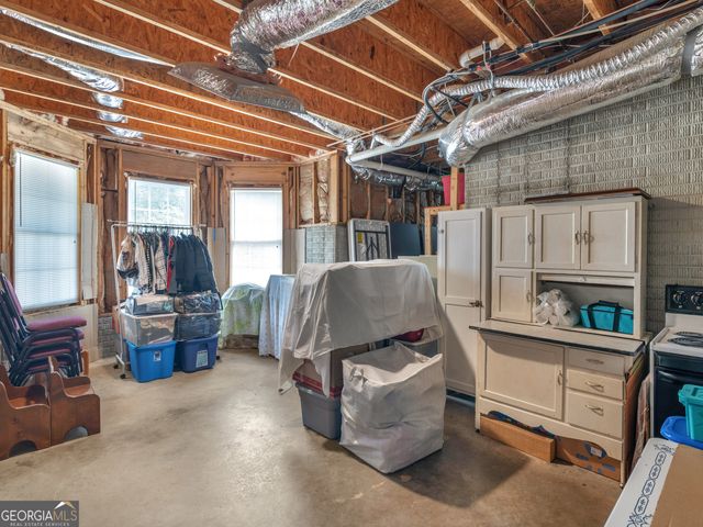 1302 Chester Place, Mcdonough, GA 30252