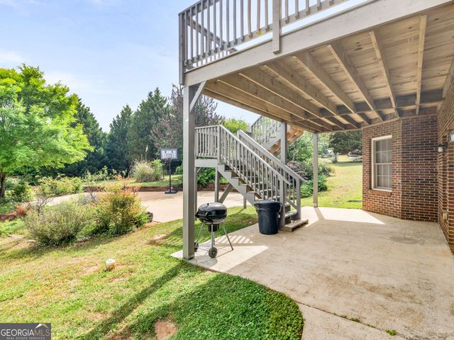 1302 Chester Place, Mcdonough, GA 30252