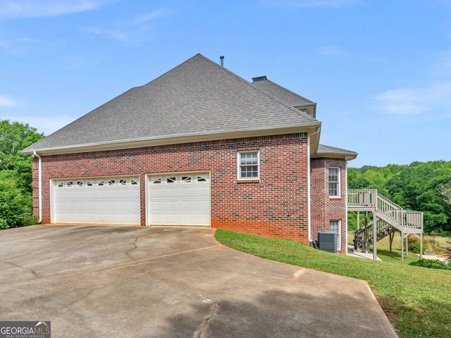 1302 Chester Place, Mcdonough, GA 30252