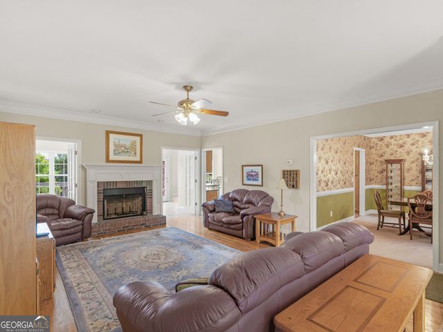 1302 Chester Place, Mcdonough, GA 30252