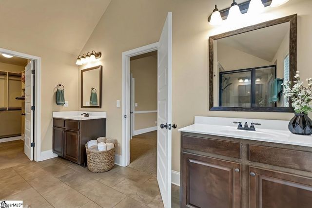 14 River Valley Lane, Greenville, SC 29605