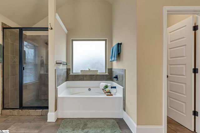 14 River Valley Lane, Greenville, SC 29605