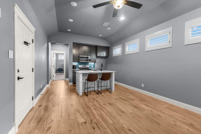2721 River Path Court, Burleson, TX 76028