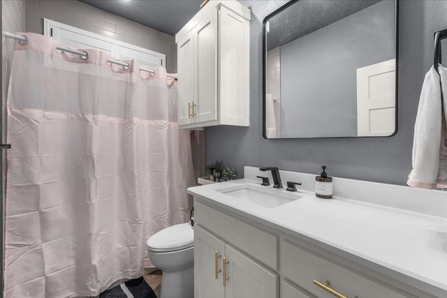 2721 River Path Court, Burleson, TX 76028