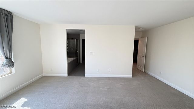 8118 Pinecrest Falls Street, Las Vegas, NV 89113
