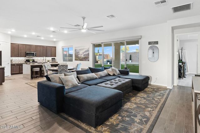 8435 S 22ND Drive, Phoenix, AZ 85041