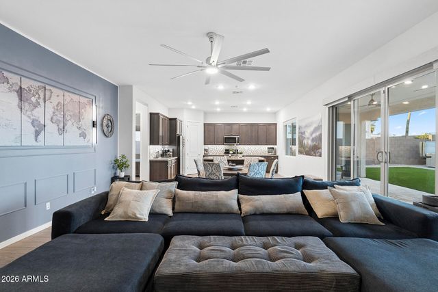 8435 S 22ND Drive, Phoenix, AZ 85041