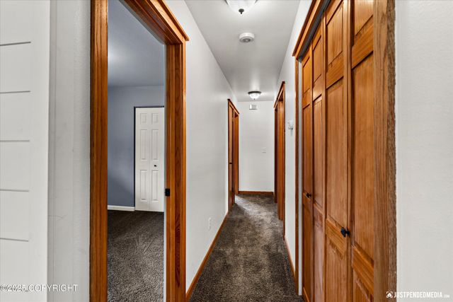 9819 Chatham Circle, Eagle River, AK 99577