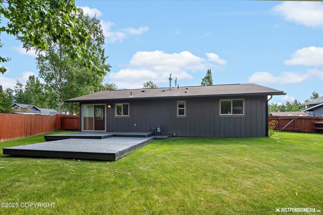 9819 Chatham Circle, Eagle River, AK 99577