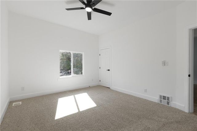 3242 Roberts Street, Kansas City, MO 64124