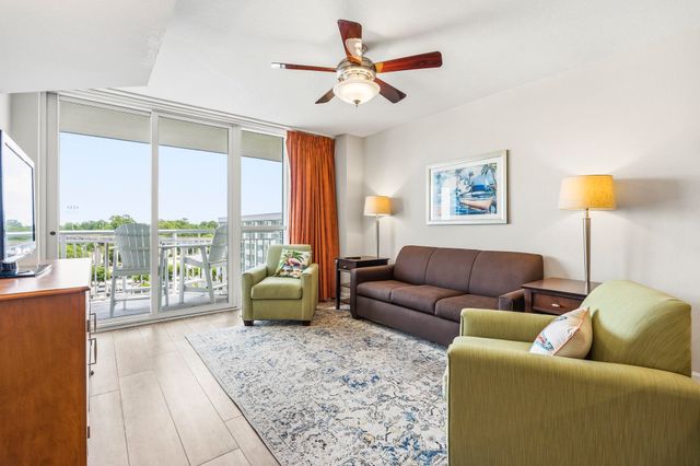 2100 Sea Mountain Hwy Unit 600, North Myrtle Beach, SC 29582
