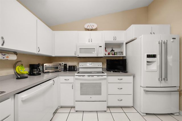 5740 WOLF LAKE ROAD, Sebring, FL 33875