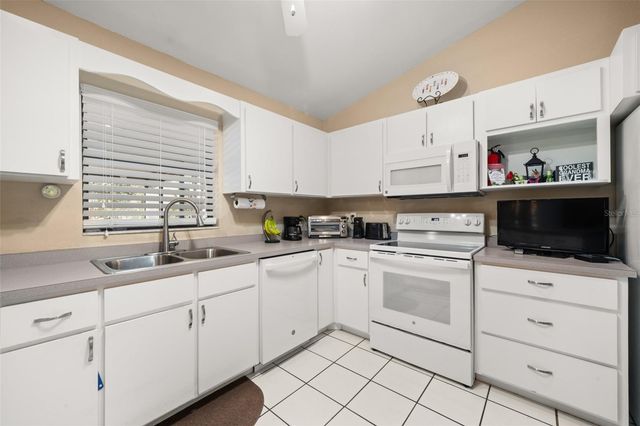 5740 WOLF LAKE ROAD, Sebring, FL 33875