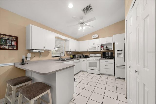 5740 WOLF LAKE ROAD, Sebring, FL 33875