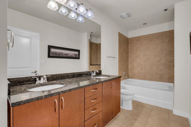 301 Demonbreun St Unit 1716, Nashville, TN 37201