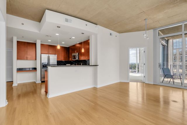 301 Demonbreun St Unit 1716, Nashville, TN 37201