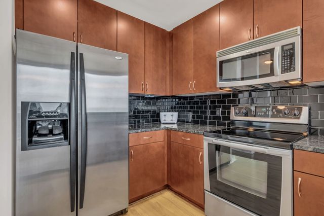 301 Demonbreun St Unit 1716, Nashville, TN 37201