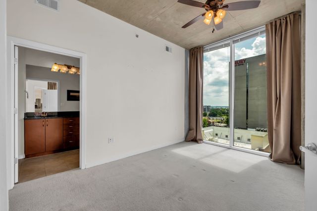 301 Demonbreun St Unit 1716, Nashville, TN 37201