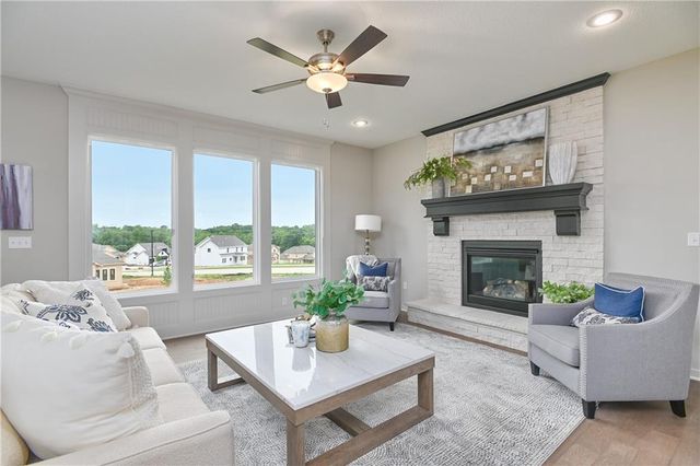 6001 Arapahoe Street, Shawnee, KS 66226