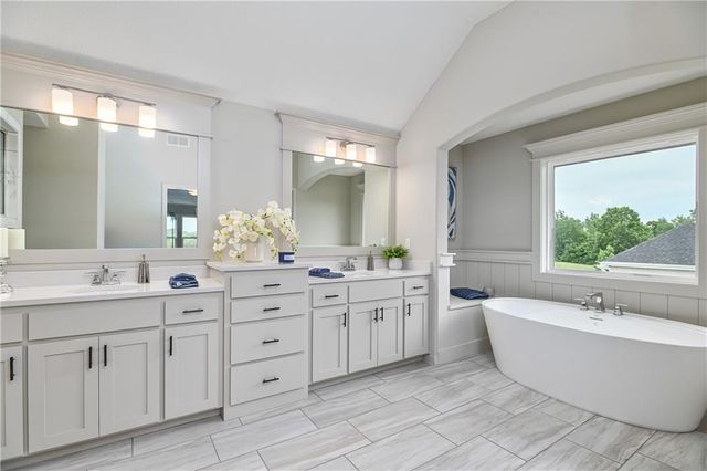 6001 Arapahoe Street, Shawnee, KS 66226