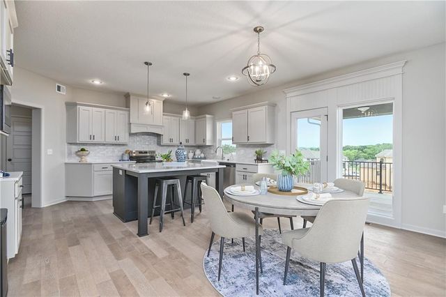 6001 Arapahoe Street, Shawnee, KS 66226