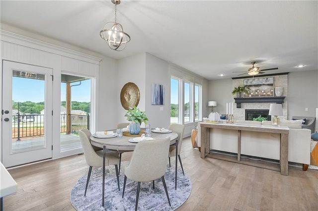 6001 Arapahoe Street, Shawnee, KS 66226