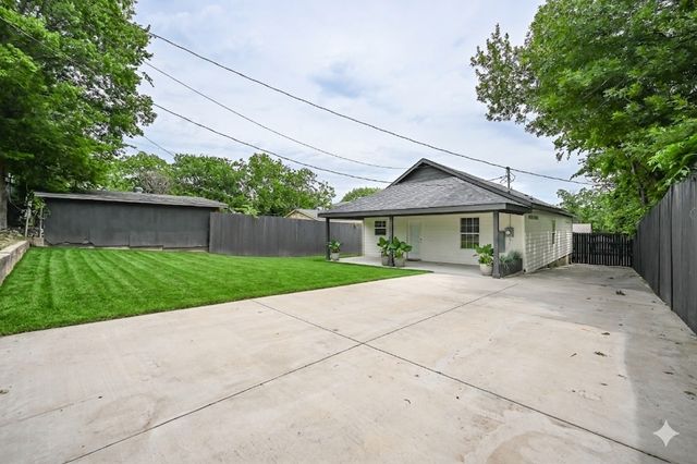 2109 Gould Avenue, Fort Worth, TX 76164