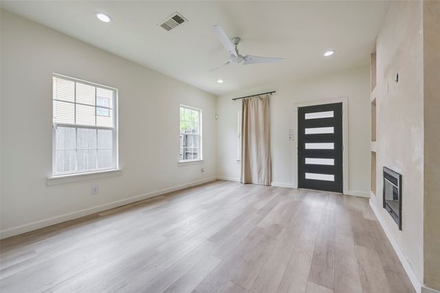 2109 Gould Avenue, Fort Worth, TX 76164