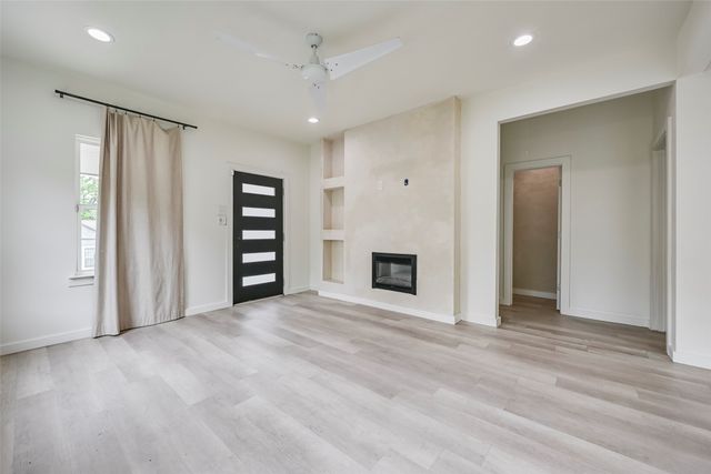 2109 Gould Avenue, Fort Worth, TX 76164