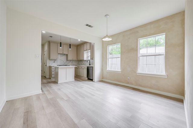 2109 Gould Avenue, Fort Worth, TX 76164
