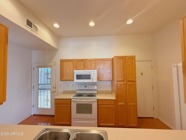 15802 N Hidden Valley Lane, Peoria, AZ 85382