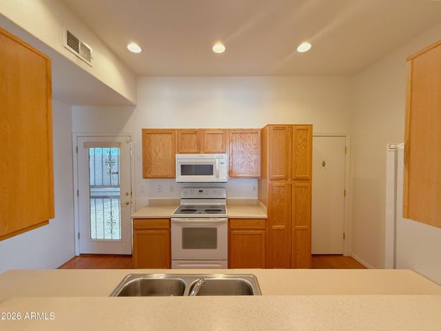 15802 N Hidden Valley Lane, Peoria, AZ 85382
