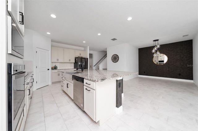 2591 SEAGIRT WAY, Clermont, FL 34711