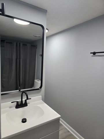 2630 Ben Sanders Road, Dalzell, SC 29040