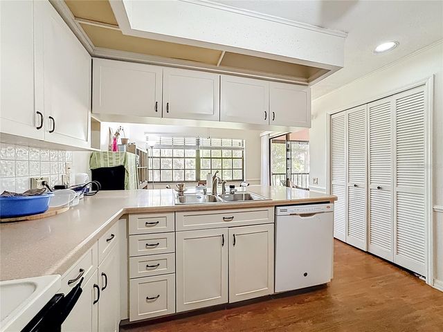 7792 FAIRWAY WOODS DRIVE 1206, Sarasota, FL 34238