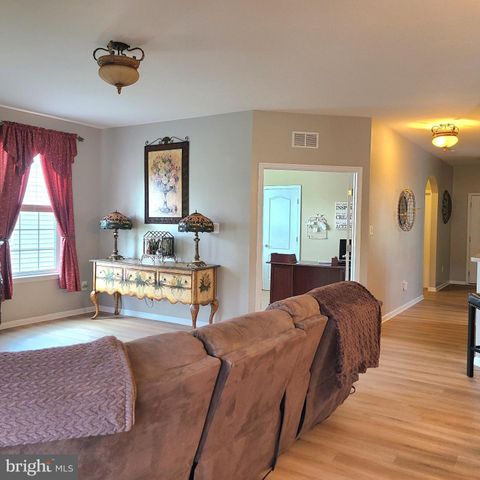 420 WINTERBERRY DR, Middletown, DE 19709