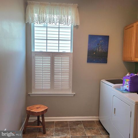 420 WINTERBERRY DR, Middletown, DE 19709