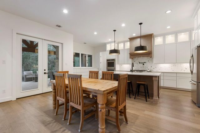 7304 Magnolia Hollow Drive, Montgomery, TX 77316