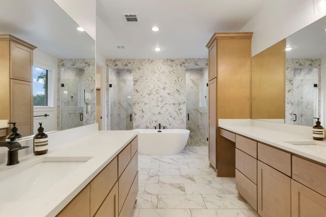 7304 Magnolia Hollow Drive, Montgomery, TX 77316