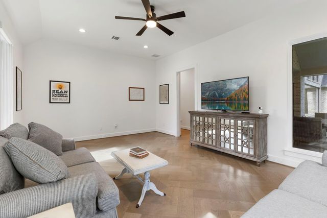 7304 Magnolia Hollow Drive, Montgomery, TX 77316