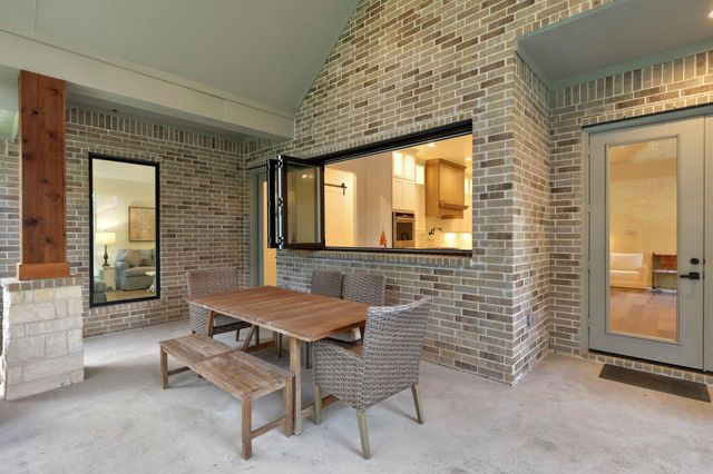 7304 Magnolia Hollow Drive, Montgomery, TX 77316