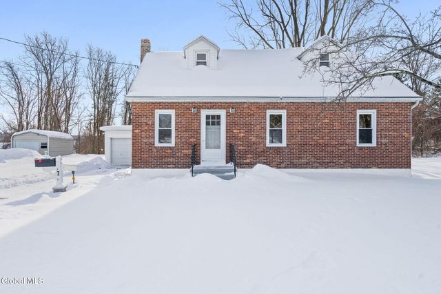 7 Onderdonk Avenue, East Greenbush, NY 12144