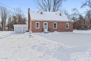 7 Onderdonk Avenue, East Greenbush, NY 12144