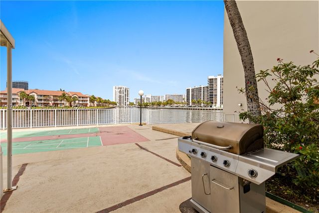 3800 S Ocean Dr 1710, Hollywood, FL 33019